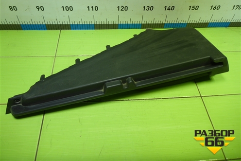 Держатель задней полки левый (799125111R) для Nissan Terrano с 2014г (Терано)