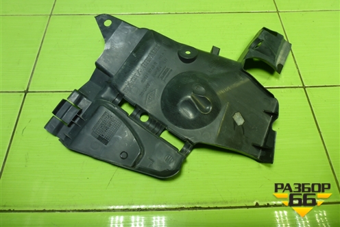 Пыльник двигателя боковой левый (638318745R) для Nissan Terrano с 2014г (Терано)