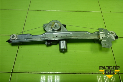 Стеклоподъёмник электрический передний левый для Nissan Terrano с 2014г (Терано)