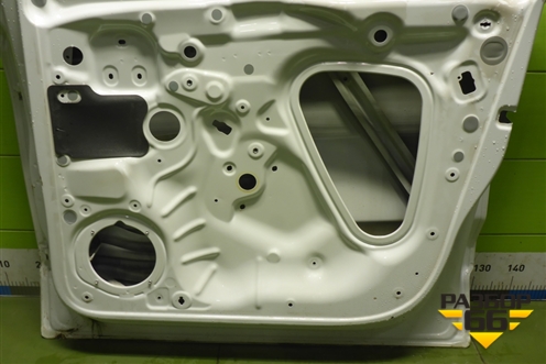 Дверь передняя правая (57A831052) для Skoda Karoq с 2017г (Карок)