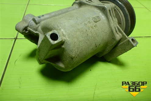 Компрессор кондиционера (926008367R) для Nissan Terrano с 2014г (Терано)