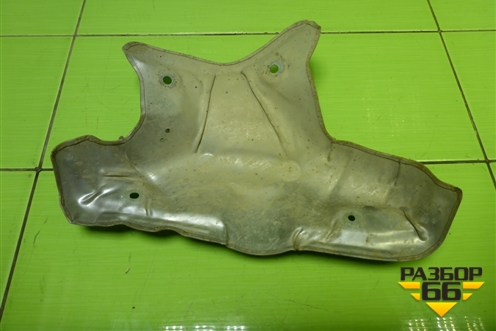 Экран тепловой (1.6л H4MD438 на выпускной коллектор) (140133477R) для Nissan Terrano с 2014г (Терано)