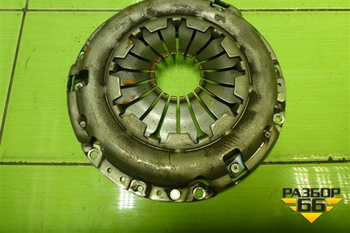 Корзина сцепления (1.6л H4MD438) для Nissan Terrano с 2014г (Терано)