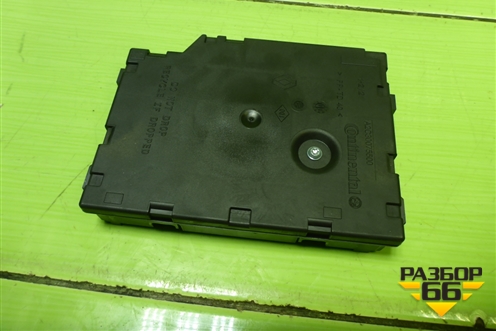 Блок комфорта (285901166R) для Nissan Terrano с 2014г (Терано)