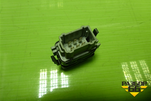 Кнопка обогрева сидений для Nissan Terrano с 2014г (Терано)