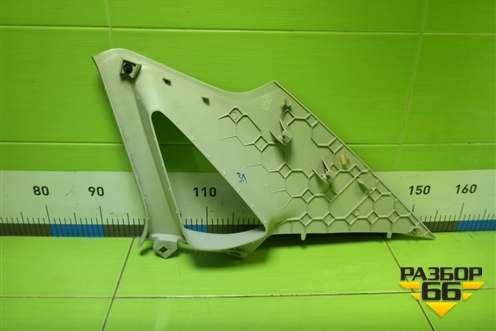 Обшивка стойки задняя верхняя левая (6RU867287) для Volkswagen Polo (седан) с 2010г (Поло)