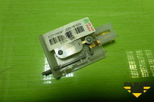 Плафон салонный (811W252036002) для Sitrak C7H (С7Н)