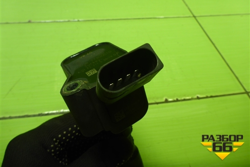 Катушка зажигания (04E905110K) для Volkswagen Polo (седан) с 2010г (Поло)