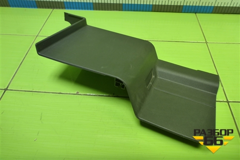 Обшивка в кабину правая (AZ16D161000008) для Sitrak C7H (С7Н)