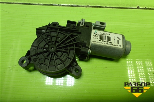 Моторчик стеклоподъёмника передний правый (1S0959802A) для Volkswagen Polo (седан) с 2010г (Поло)