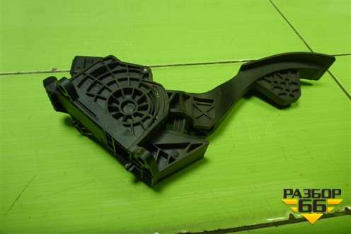 Педаль газа электронная (6C1721503D) для Volkswagen Polo (седан) с 2010г (Поло)