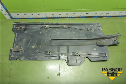 Защита антигравийная левая (6RU825201A) для Volkswagen Polo (седан) с 2010г (Поло)