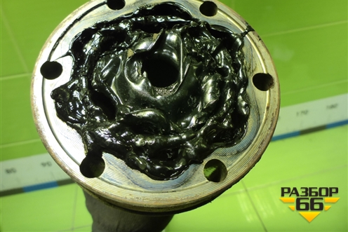 Привод передний правый (1.6л CWV) (6R0407762K) для Volkswagen Polo (седан) с 2010г (Поло)