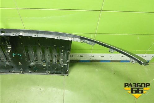 Решетка радиатора (под камеру) (8401551QR11) для Hongqi E-HS9 с 2020г