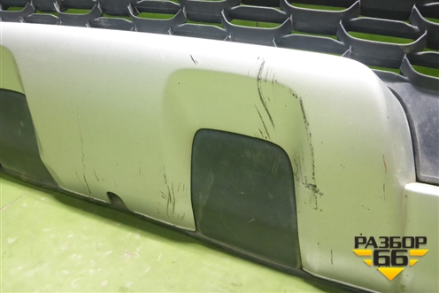 Решетка в передний бампер центральная (после 2015г) (622542036R) для Renault Duster I с 2010-2021г (Дастер)