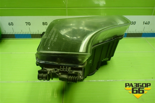 Фара правая (галоген) (A9618204139) для Mercedes Benz TRUCK Actros MP4 с 2012г (Актрос)