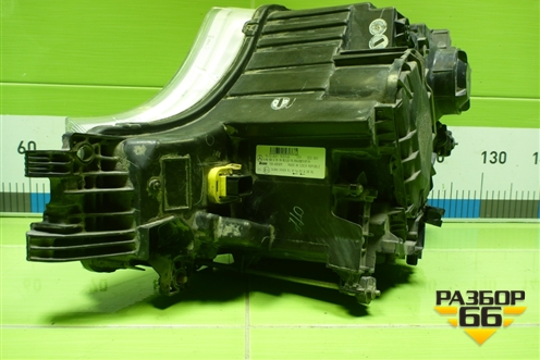 Фара правая (галоген) (A9618204139) для Mercedes Benz TRUCK Actros MP4 с 2012г (Актрос)