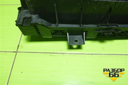 Решетка радиатора (внутреняя часть) (8401861QR01) для Hongqi E-HS9 с 2020г