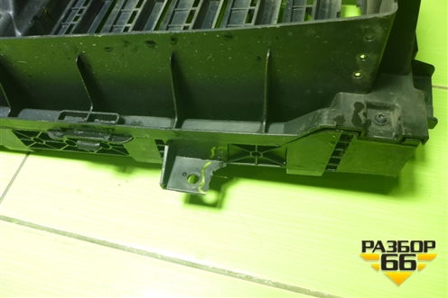 Решетка радиатора (внутреняя часть) (8401861QR01) для Hongqi E-HS9 с 2020г