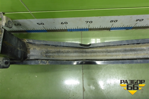 Усилитель переднего бампера для Volkswagen Polo (седан) с 2010г (Поло)