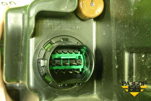 Фара правая (Led с блоками) (3711030DD01C) для Hongqi HS5 с 2024г