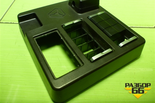 Рамка под кнопки для Sitrak C7H (С7Н)