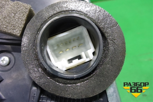 Замок двери передней левый (A046693) для Toyota Rav-4 с 2006-2013г (Рав 4)