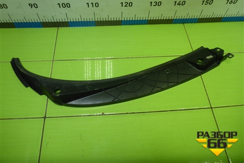 Решетка стеклоочистителей левая (21908212735) для VAZ Granta/Гранта