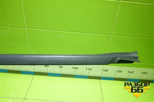 Молдинг лобового стекла правый (51317427874) для BMW 3-серия G20 с 2018г