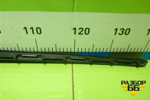 Молдинг лобового стекла левый (51317285927) для BMW 4-серия F32 с 2013-2020г