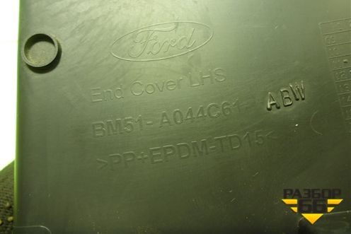 Накладка на торпедо (боковая левая) (BM51A044C61ABW) для Ford Focus 3 с 2011г (Фокус)