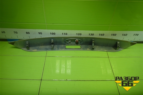 Накладка двери багажника (BM51A43404AEW) для Ford Focus 3 с 2011г (Фокус)