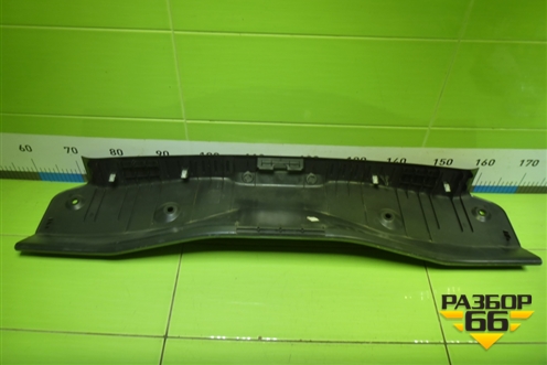 Обшивка багажника на заднюю панель (хетчбэк) (BM51A40352ABW) для Ford Focus 3 с 2011г (Фокус)