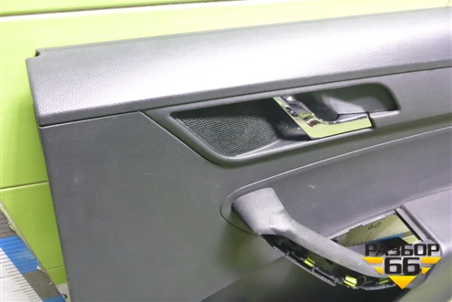 Обшивка двери задней правой под электрику (5JH867024C) для Skoda Rapid с 2013г (Рапид)