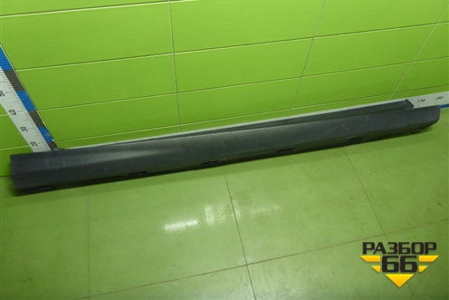 Накладка на порог наружная правая (BM51A10154A) для Ford Focus 3 с 2011г (Фокус)