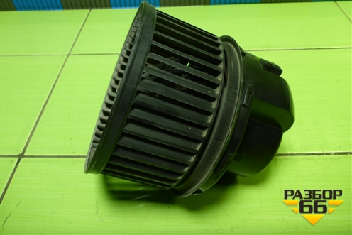 Моторчик отопителя (H1F118456AA) для Ford Focus 3 с 2011г (Фокус)