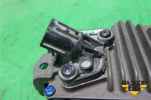 Радар дистроник (8821062020) для Toyota Camry V70 с 2017г (Камри)