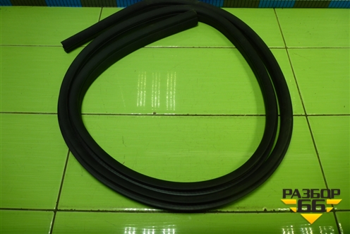 Уплотнитель двери передней правой для Ford Focus 3 с 2011г (Фокус)