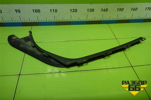 Накладка двери задней левой (на рамку хетчбэк) (BM51A254K07ACW) для Ford Focus 3 с 2011г (Фокус)