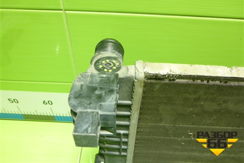 Радиатор охлаждения (214105731R) для Renault Logan II с 2012г (Логан)