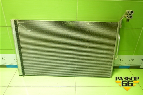 Радиатор кондиционера (7P0820411A) для Volkswagen Touareg с 2010-2018г (Туарег)