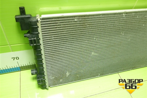Радиатор охлаждения (6R0121253A) для Volkswagen Polo (седан) с 2010г (Поло)