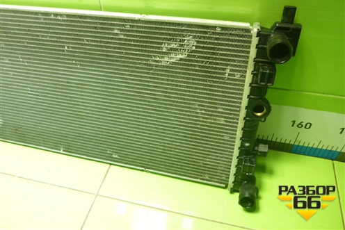 Радиатор охлаждения (6R0121253A) для Volkswagen Polo (седан) с 2010г (Поло)