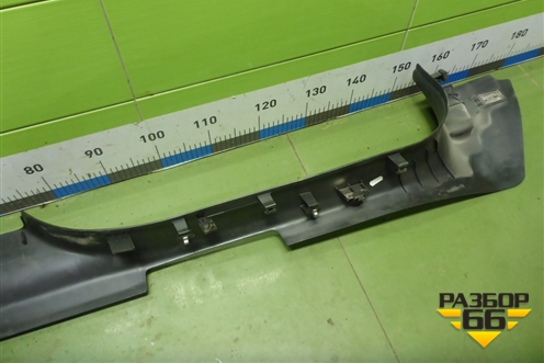 Накладка порога внутренняя правая (13318901) для Opel Insignia с 2008-2017г (Инсигниа)