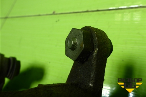 Суппорт передний левый для Opel Insignia с 2008-2017г (Инсигниа)