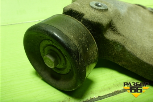 Кронштейн компрессора кондиционера (12605471) для Opel Insignia с 2008-2017г (Инсигниа)