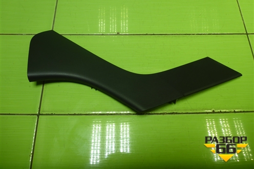 Накладка внутренняя (на консоль правая) (13242854) для Opel Insignia с 2008-2017г (Инсигниа)