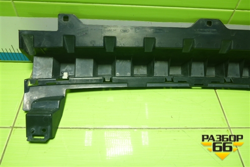 Наполнитель переднего бампера (J8A217A793AC) для Land Rover Range Rover Velar с 2017г (Велар)