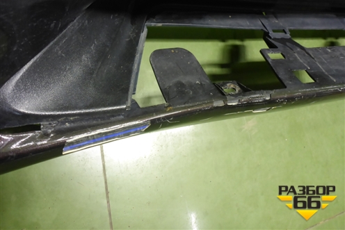 Накладка на порог наружная левая на подножку (5177460210) для Lexus GX-460 с 2009г (ГХ)