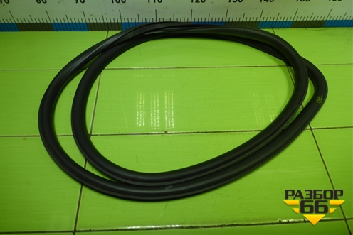 Уплотнитель двери передней левой для Opel Insignia с 2008-2017г (Инсигниа)